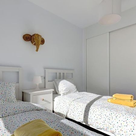 Riverside Benahavis Holiday Rental Apartment Esterno foto