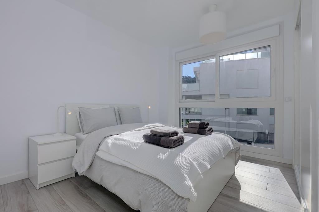 Riverside Benahavis Holiday Rental Apartment Esterno foto