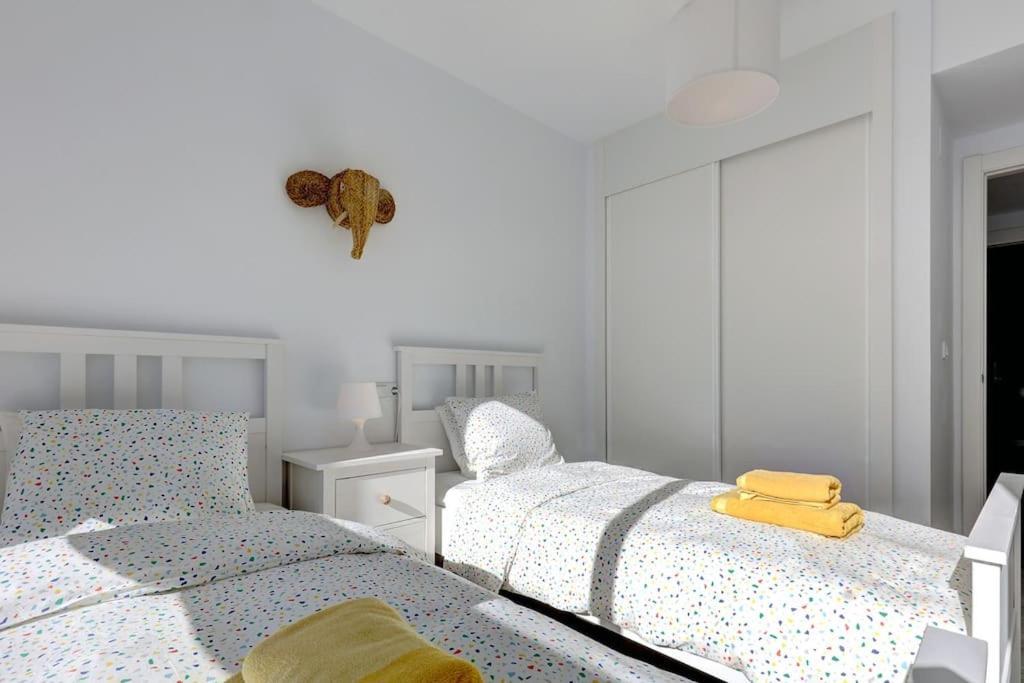 Riverside Benahavis Holiday Rental Apartment Esterno foto