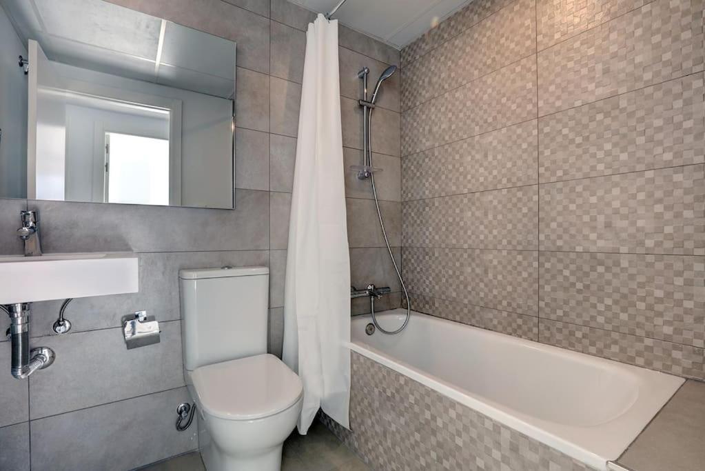 Riverside Benahavis Holiday Rental Apartment Esterno foto