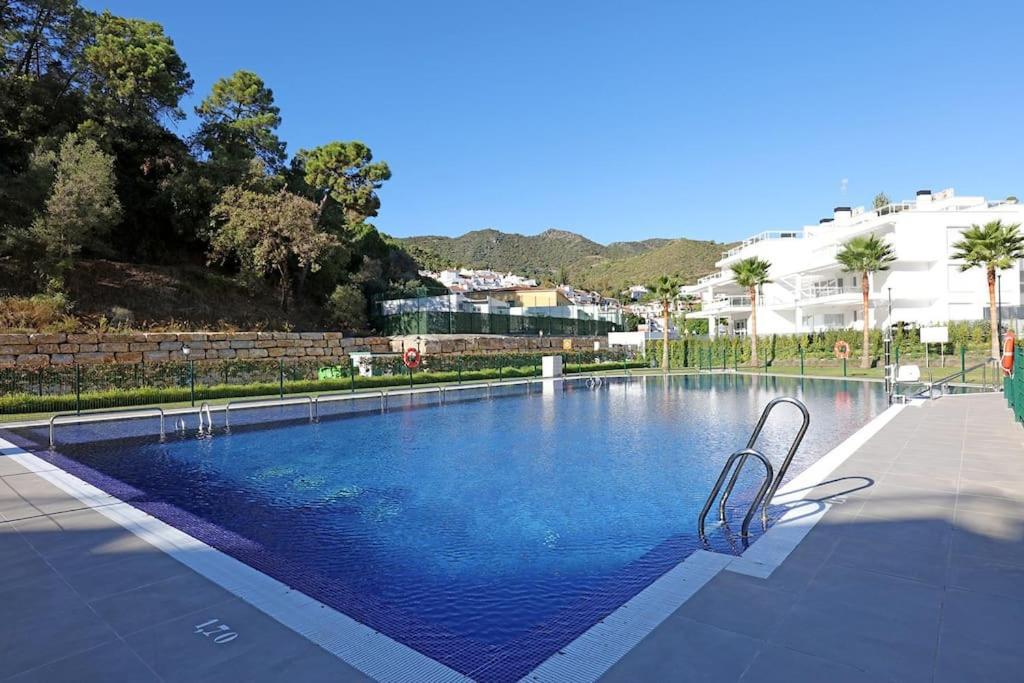 Riverside Benahavis Holiday Rental Apartment Esterno foto